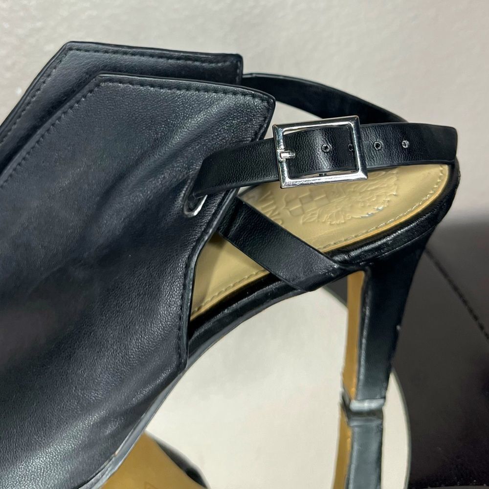 Vince Camuto Cutout Boot Heels Strap Heels Ankle Booties Buckle Size 7.5​​​ - Picture 8 of 12